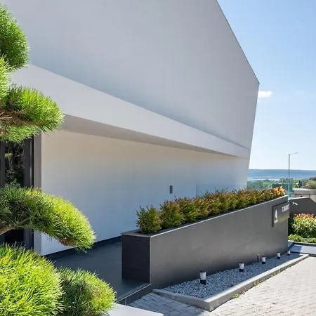 Lotus Luxury Hotel