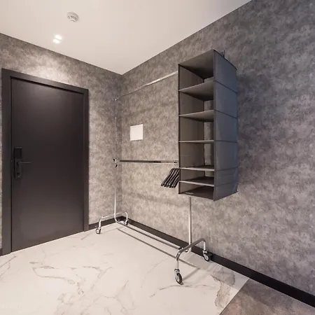 Lotus Luxury Hotel *