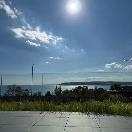 Lotus Luxury Hotel *