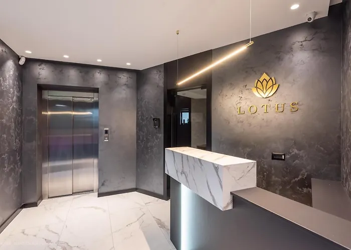 酒店 Lotus Luxury